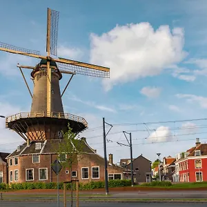 Luxury Center Delft