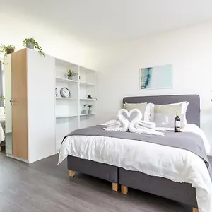 Retreat To Quite Newly Build Centre Family 20a Delft